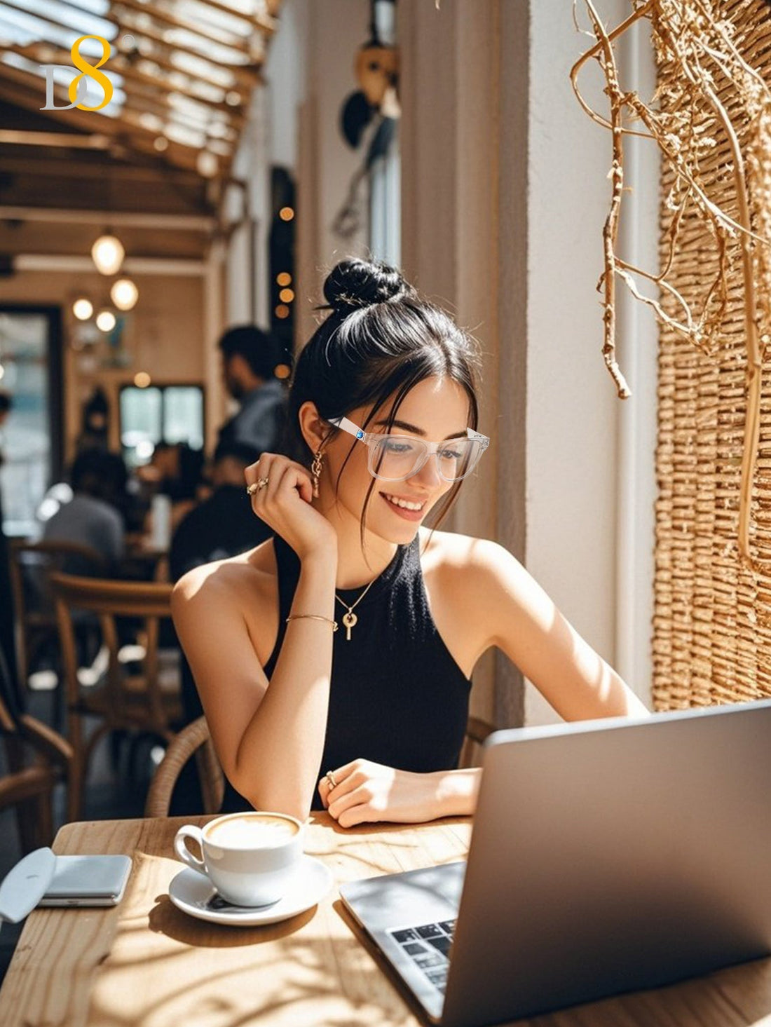 Smart Glasses & AI: Voice Assistants, Contextual Awareness & Personalized Services